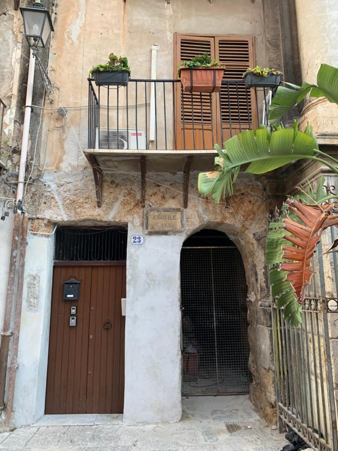 Corte Sant'Anna Apartment Palermo Exteriör bild